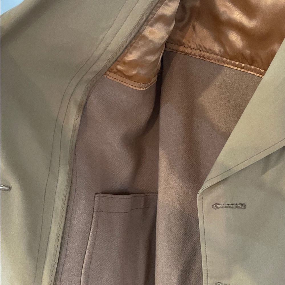 Saks Fifth Avenue Boys Double-Breasted Tan Trench Coat - Picture 6 of 8